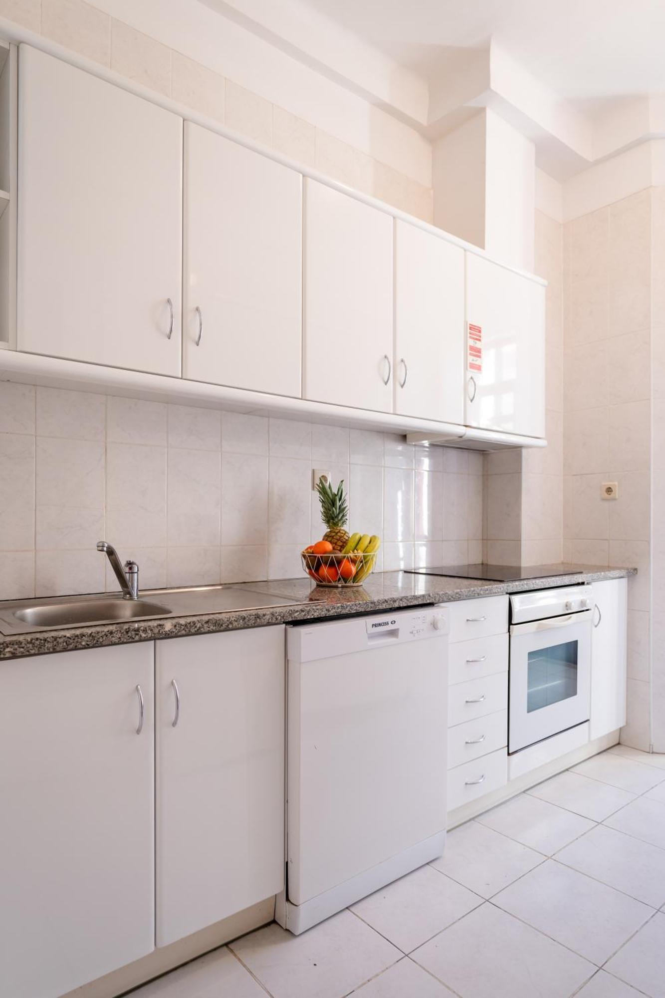 Host Wise - Spacious Comfortable Apartment - Balcony بورتو المظهر الخارجي الصورة